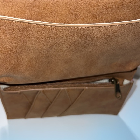 True Craft snap closure wrist wallet c card slots zip change pocket open pouch - Picture 5 of 7